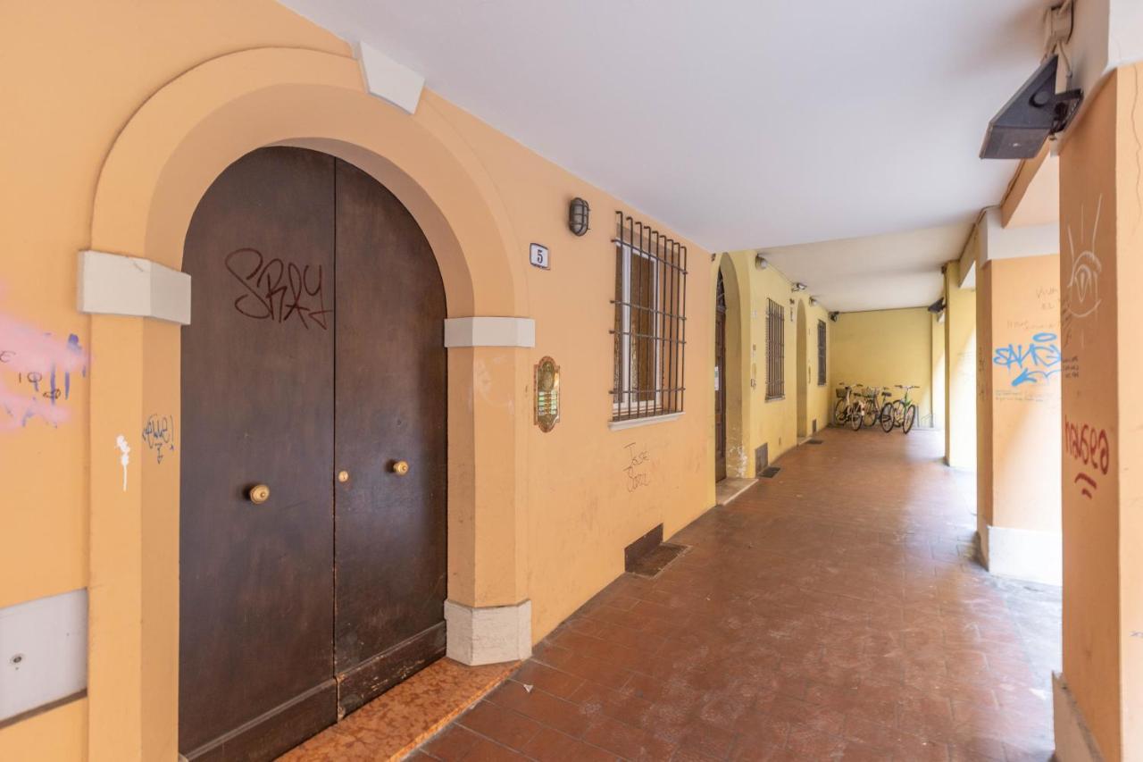 Ubaldini House, Bologna By Short Holidays Εξωτερικό φωτογραφία